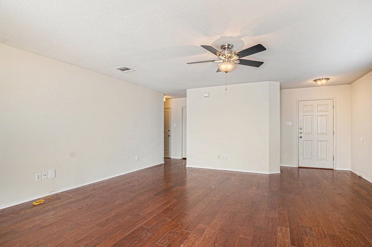 2120 Bliss Rd - Photo 3 of 24