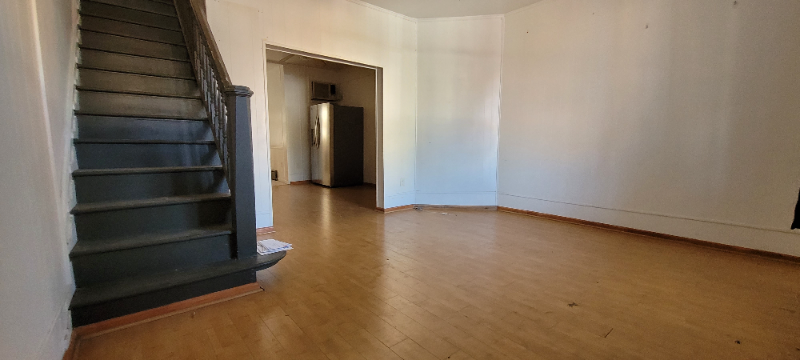 2548 S 64th St - Photo 2 of 20