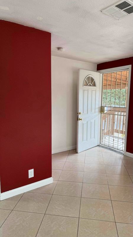 4227 Hubbard Rd - Photo 3 of 37