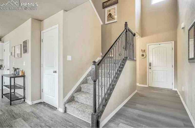 3654 Saguaro Cir - Photo 3 of 15