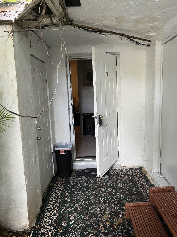 1918 Sheridan St - Photo 7 of 8