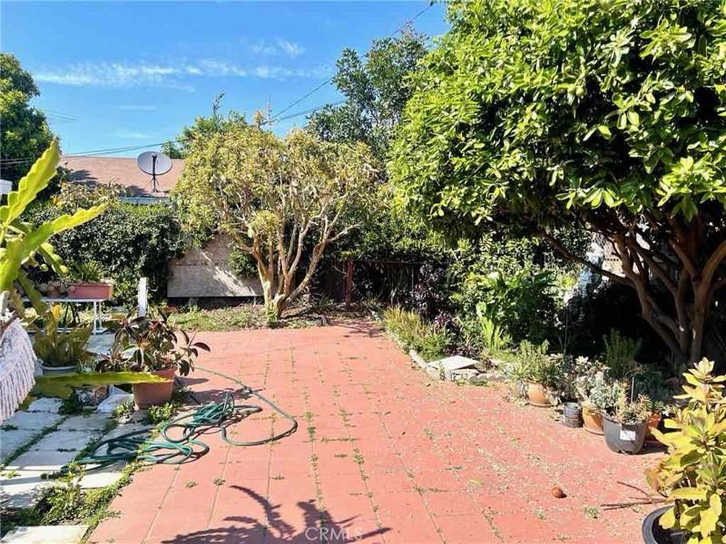 15640 Marie Pl - Photo 2 of 9