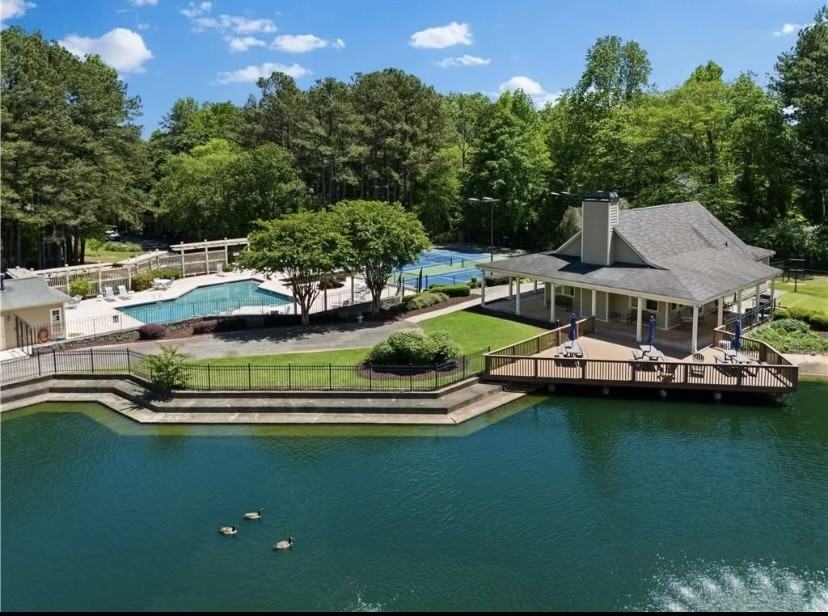 33 Lakes Edge Dr Se #33 - Photo 4 of 18