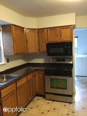 338 Lake Blvd - Photo 3 of 12