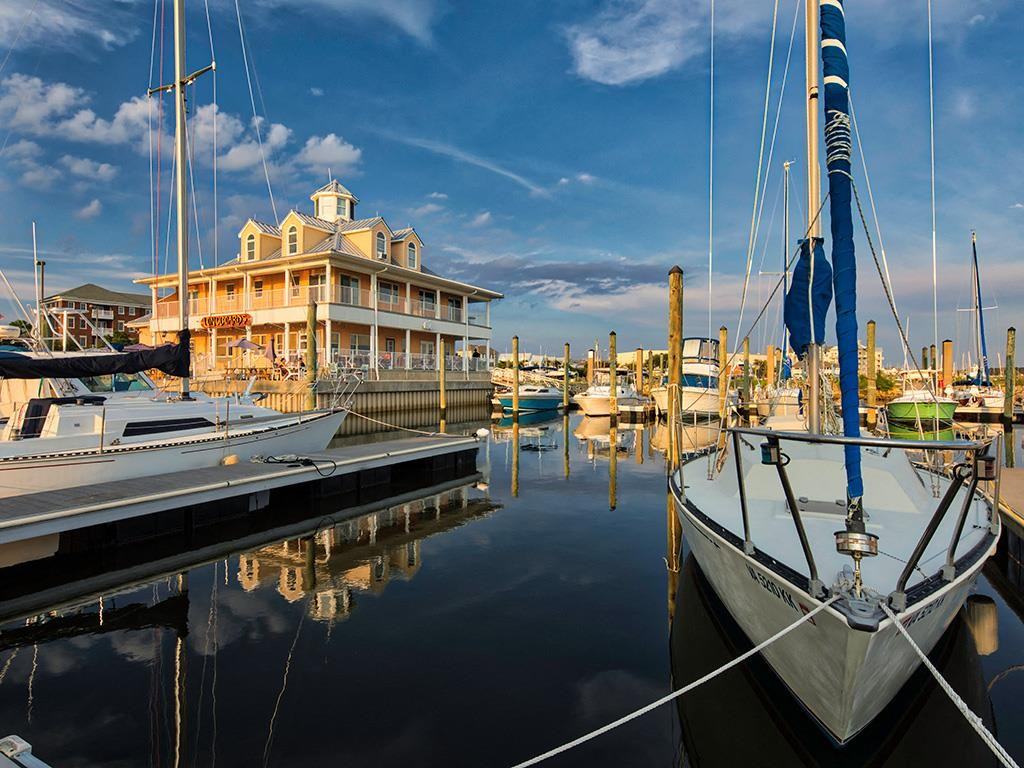 The Port at East Beach Apartments and Marina - Photo 7 of 46