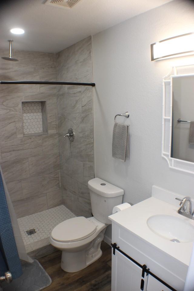 N 37th Ave - Photo 4 of 17