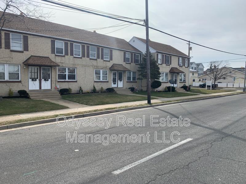 4005 Park Blvd - Photo 3 of 33