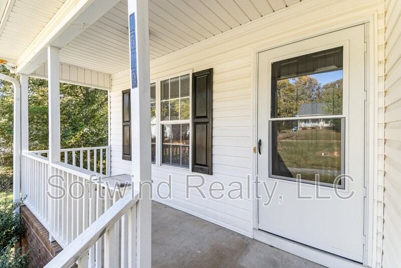 1519 Elmwood Ave - Photo 3 of 27