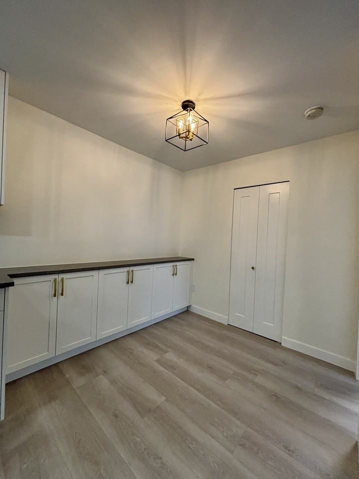 365 Ginger Drive - Photo 2 of 9