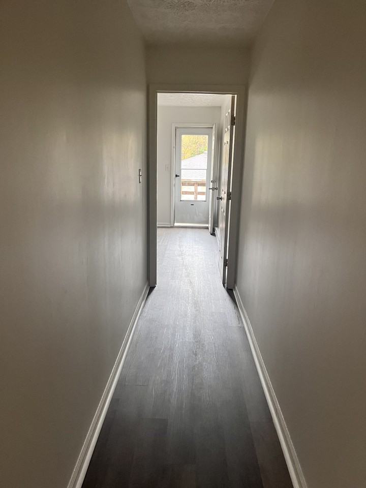 613 Green Rd #3 - Photo 6 of 9