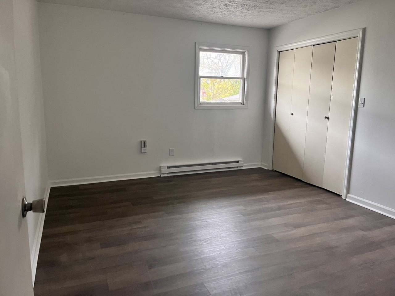 613 Green Rd #3 - Photo 7 of 9