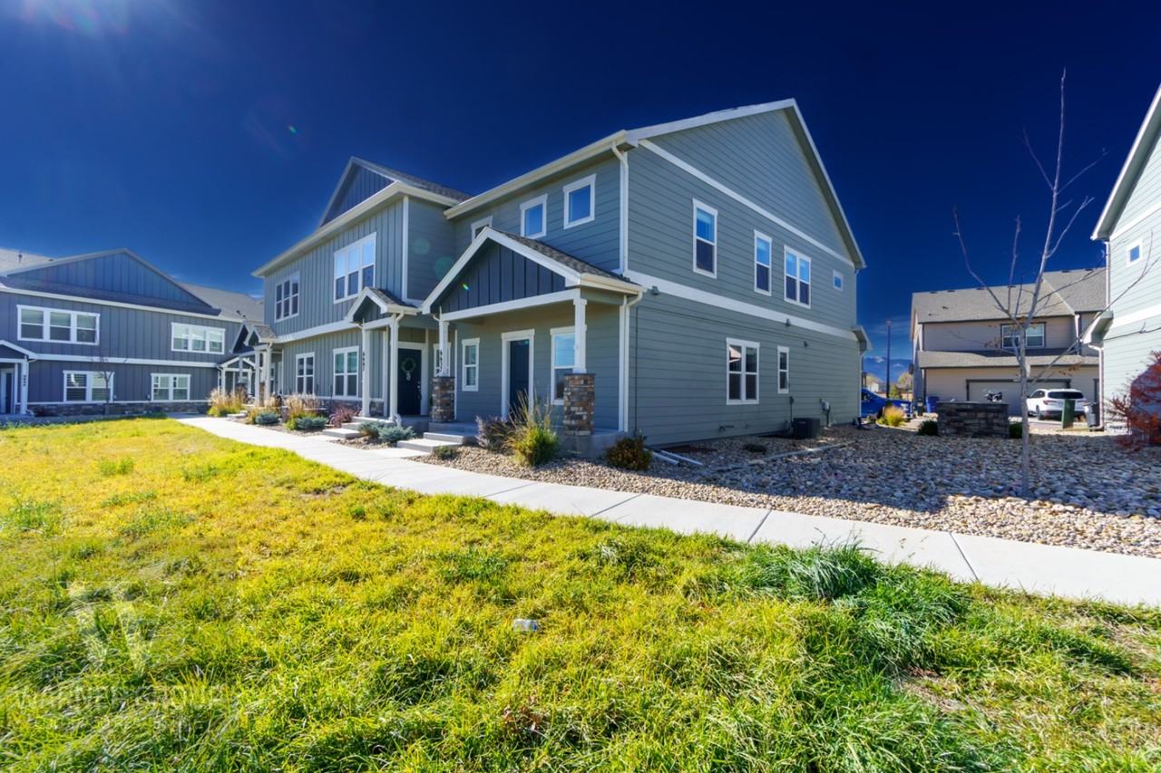 6657 Rubicon Hts - Photo 3 of 4