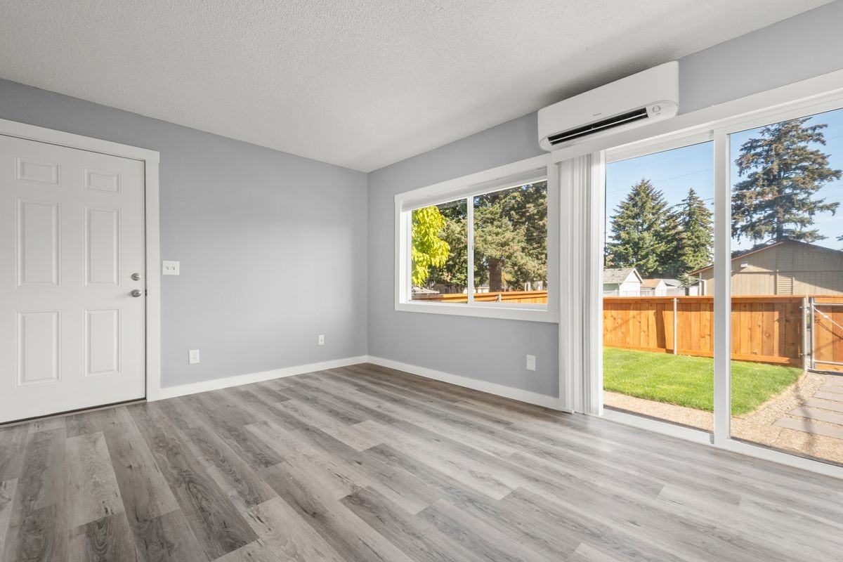 3408 W St - Photo 2 of 16