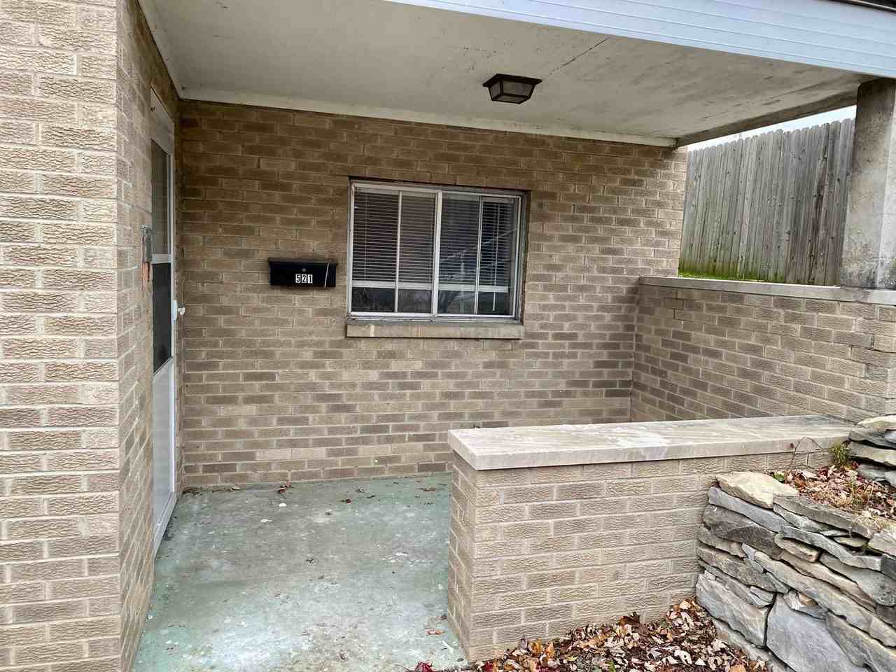521 South Sandusky Avenue - Photo 3 of 15