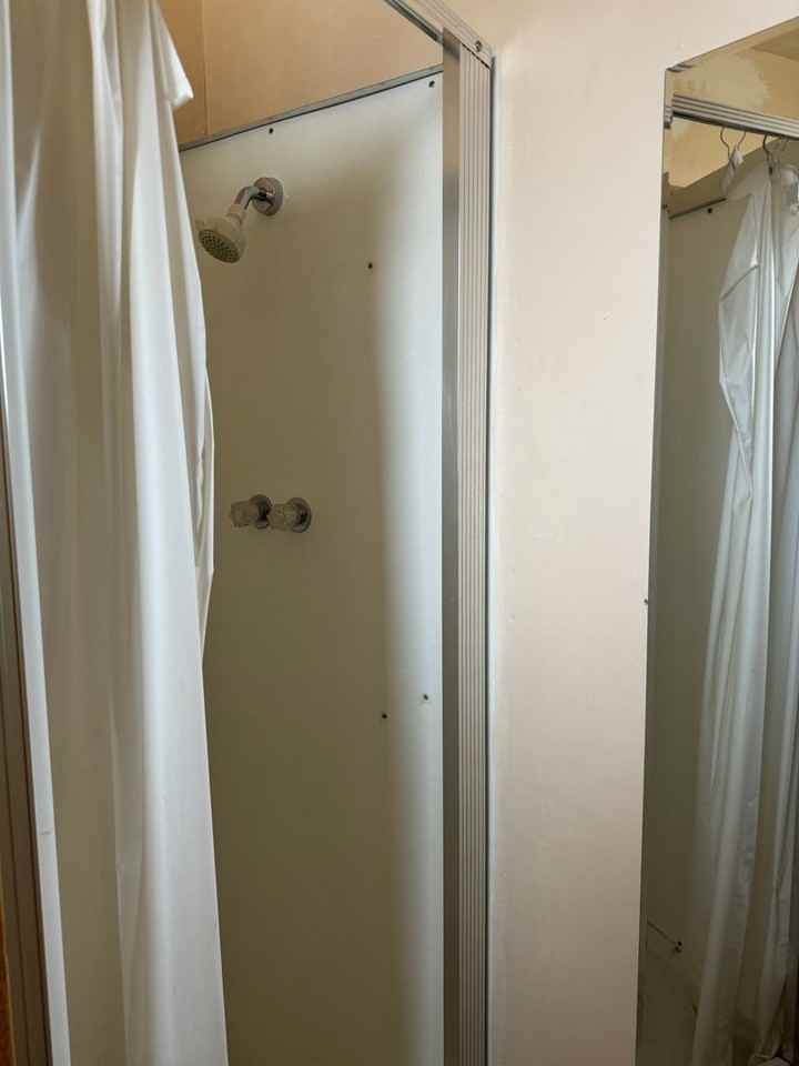 385 Westby Dr - Photo 3 of 11