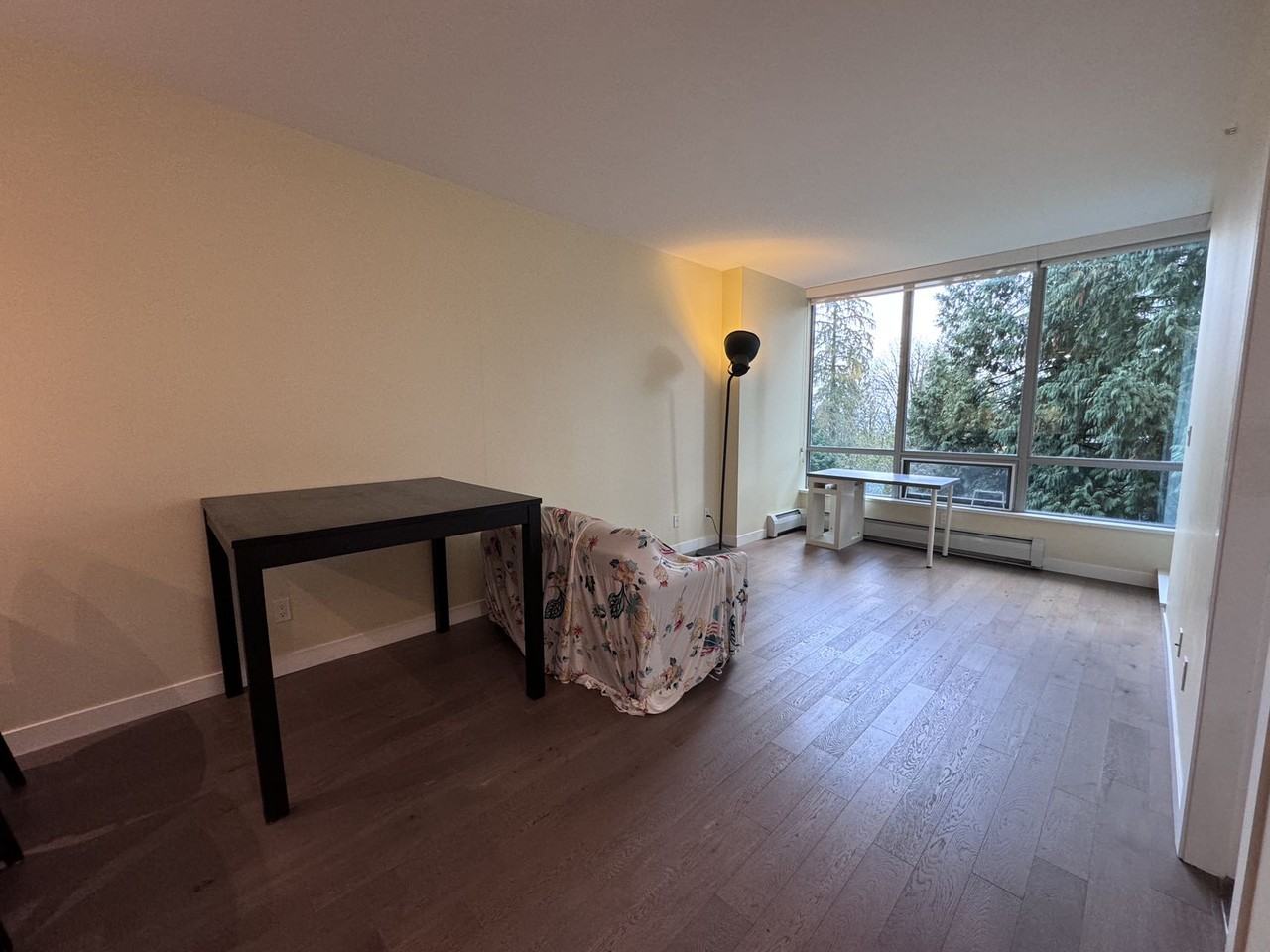 9080 University Crescent - Photo 3 of 15