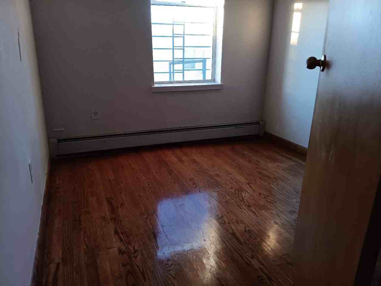 8112 17th Avenue #2f - Photo 3 of 12