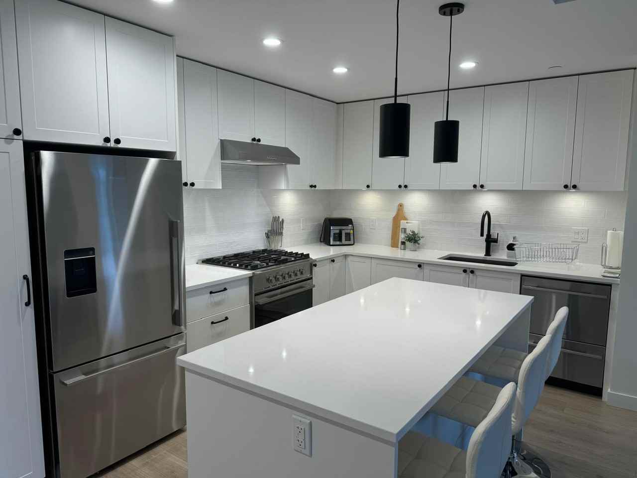 2425 166 Street #201 - Photo 2 of 20