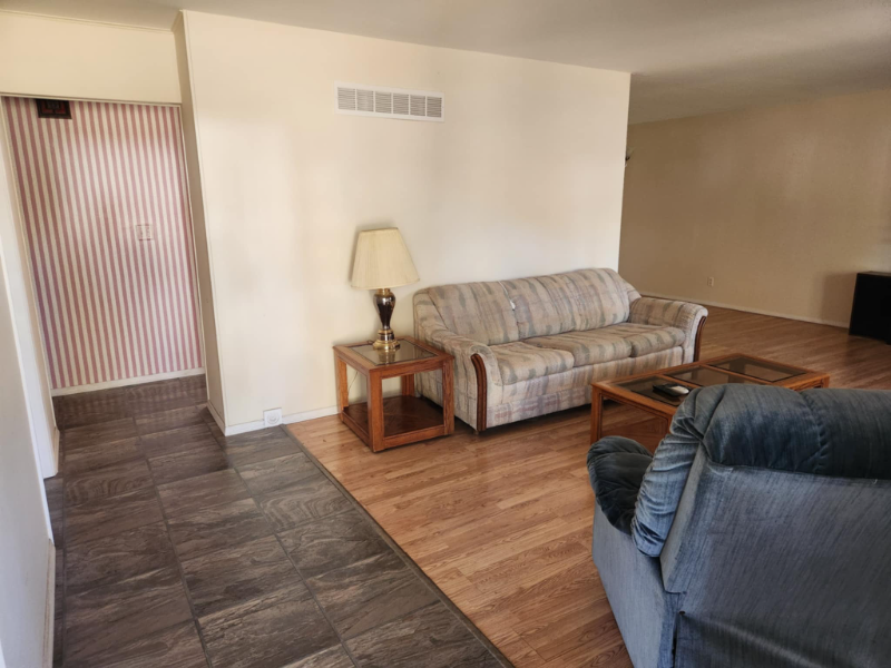 11921 Donover Ct - Photo 2 of 20