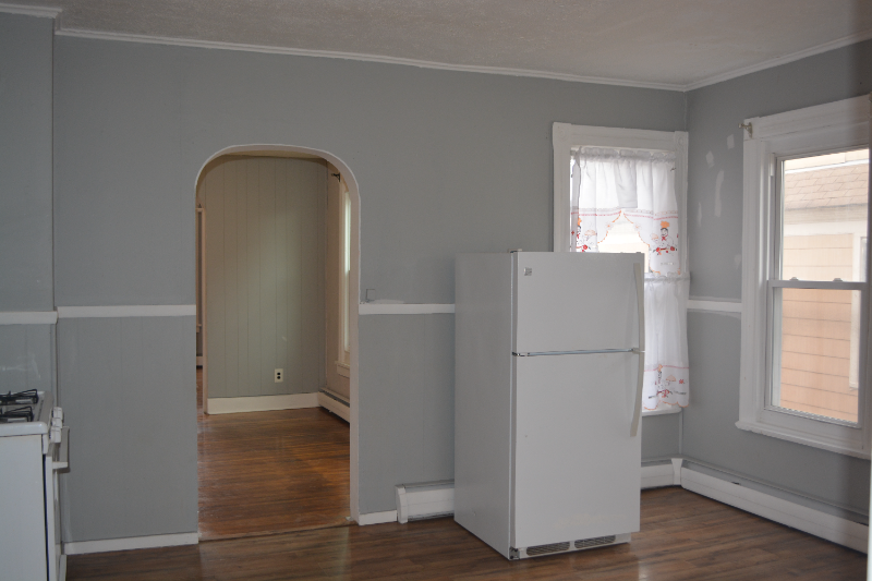 731 Roberts St #731 - Photo 3 of 16