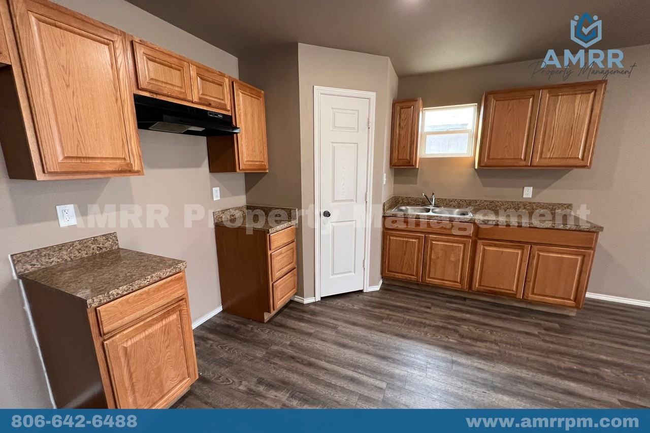 3310 E Broadway - Photo 3 of 22