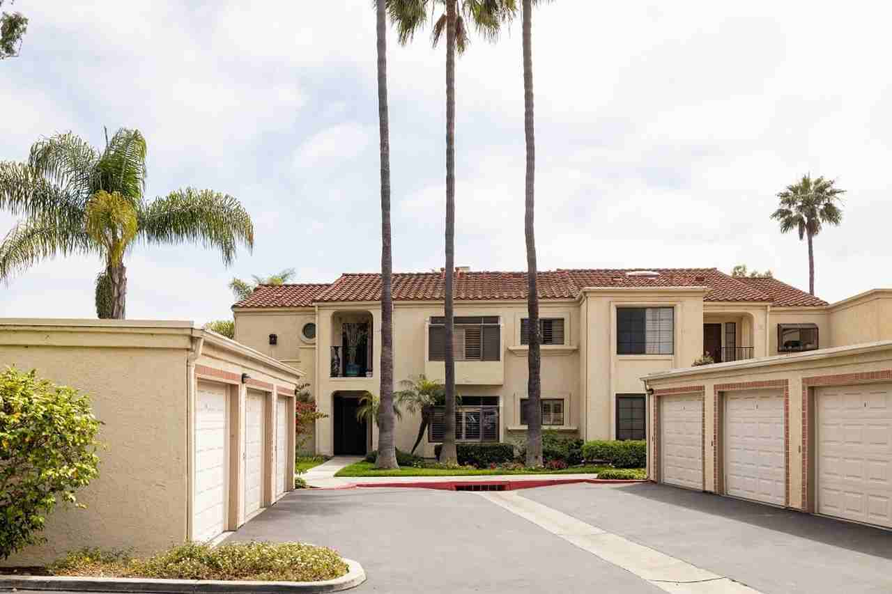 7319 Calle Luna - Photo 2 of 26