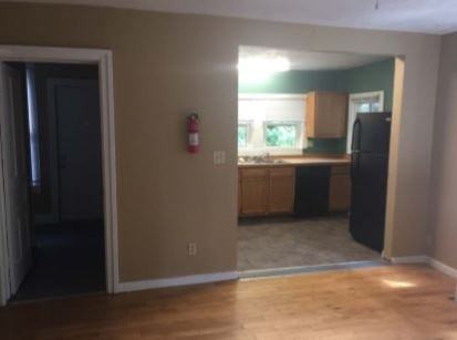 421 Stone Street - Photo 7 of 20