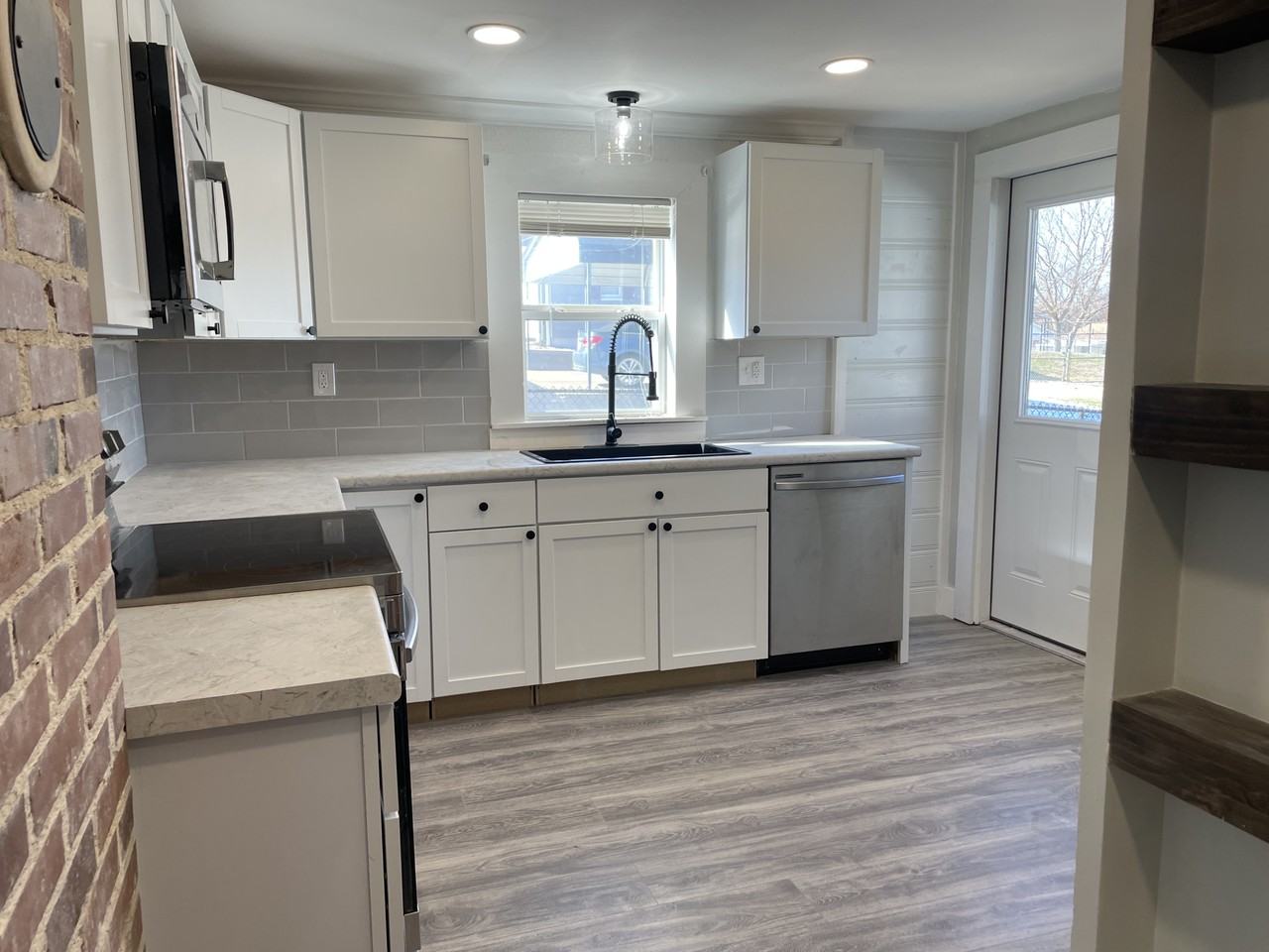 1509 W Main St #NA - Photo 3 of 7