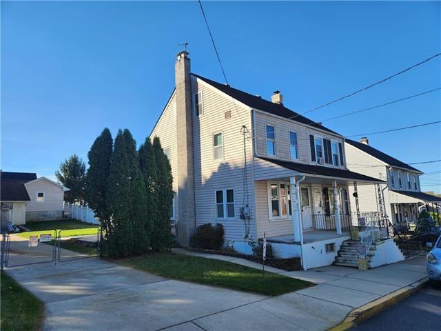 410 E 5th St - Photo 2 of 21