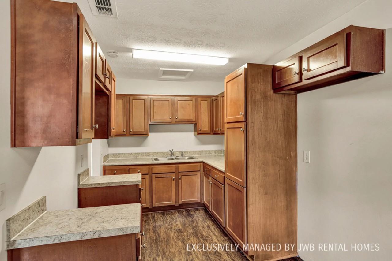 3838 Dawson St - Photo 3 of 15