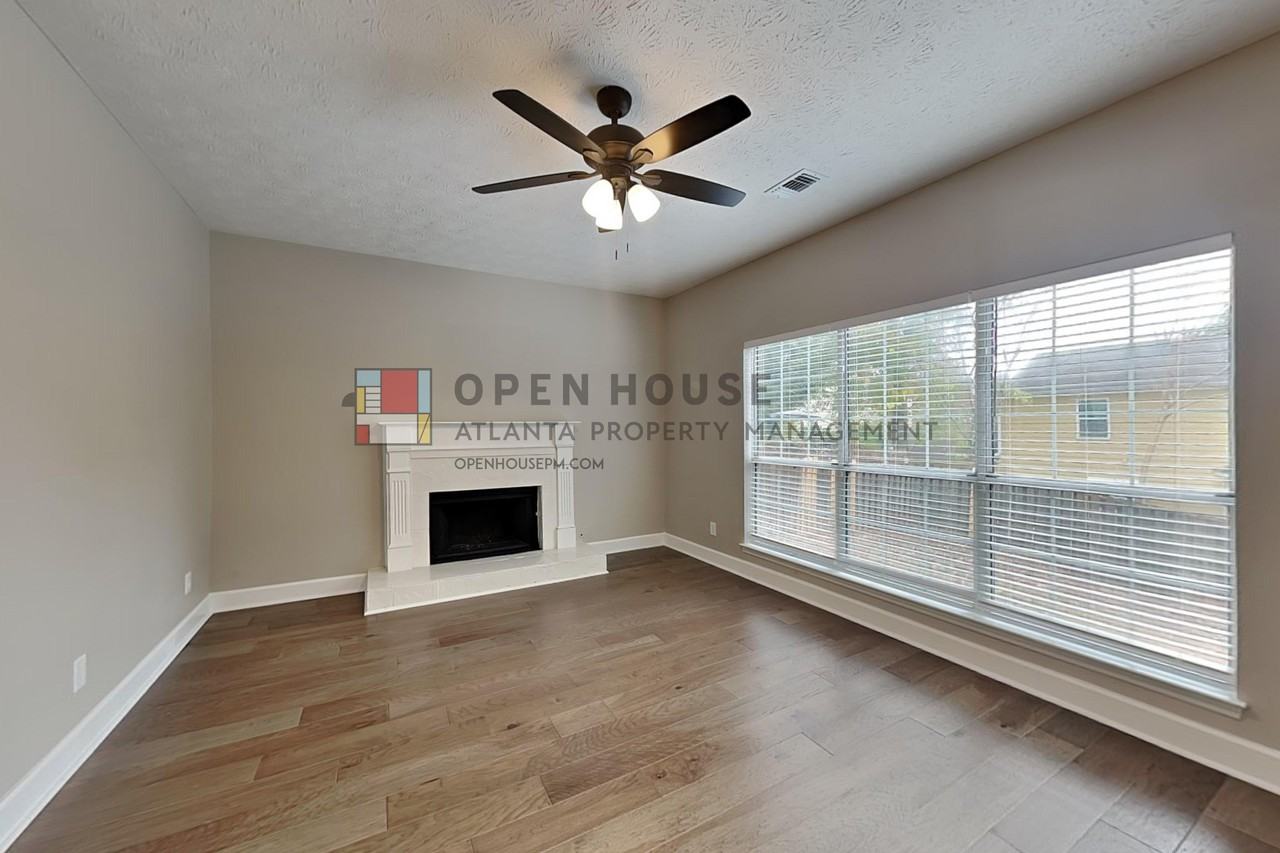 10725 Mortons Xing - Photo 3 of 23