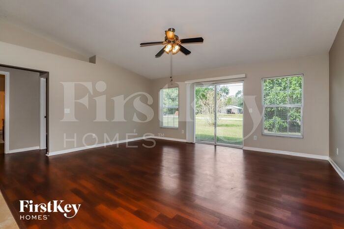 1658 Saddlehorn Dr - Photo 3 of 16