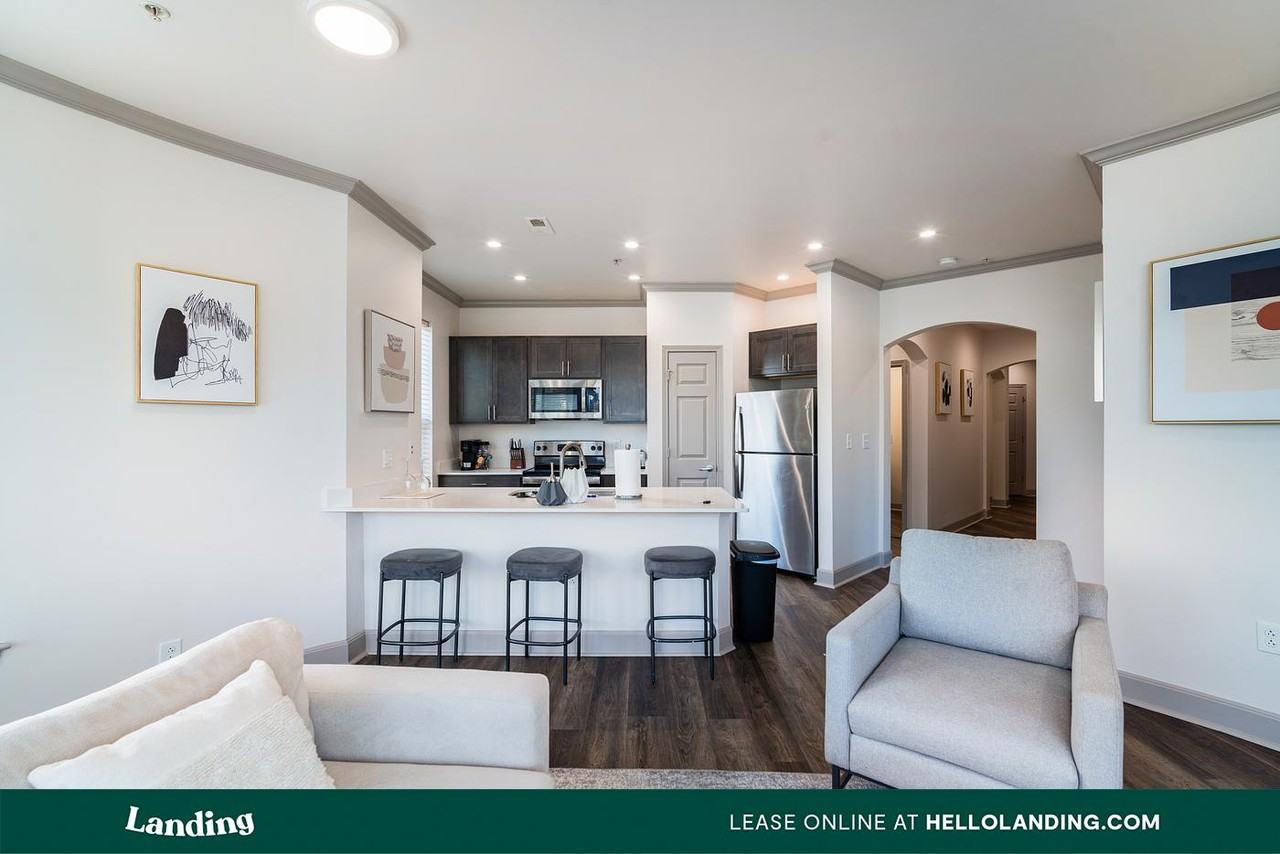 3010 Eden Ave - Photo 4 of 50