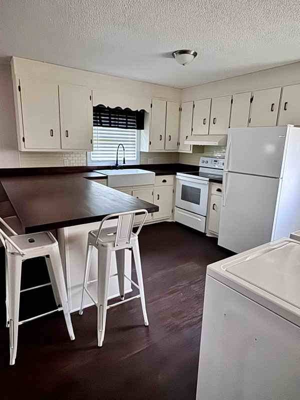 3090 Brandon Rd #C - Photo 5 of 17