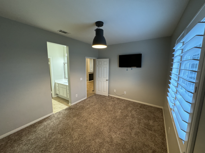 31535 Dylan Rd - Photo 2 of 24