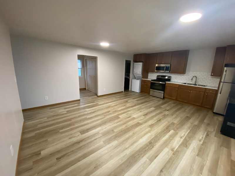 212 Main St E #1 - Photo 2 of 9