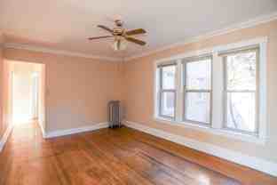 4039 W Melrose St #1 - Photo 1 of 1