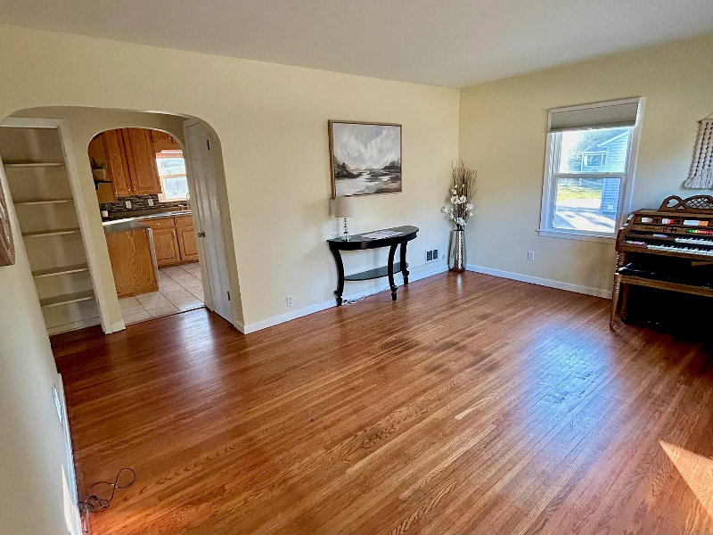 140 Morgan Rd - Photo 3 of 13