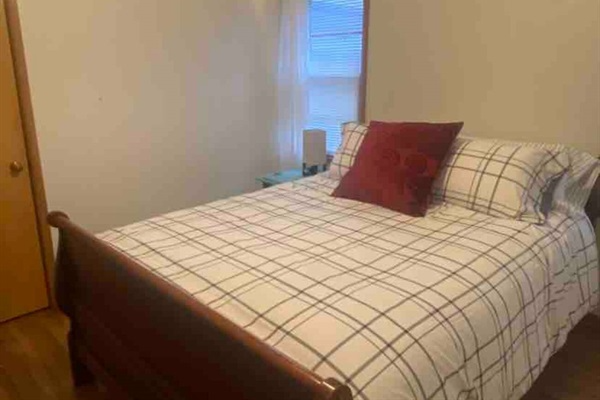 1804 W 22nd St - Photo 5 of 12