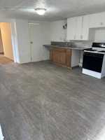 featured image of 29 Oakwood Rd #4
