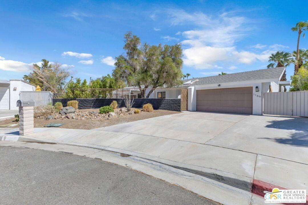 1166 E El Cid - Photo 2 of 25