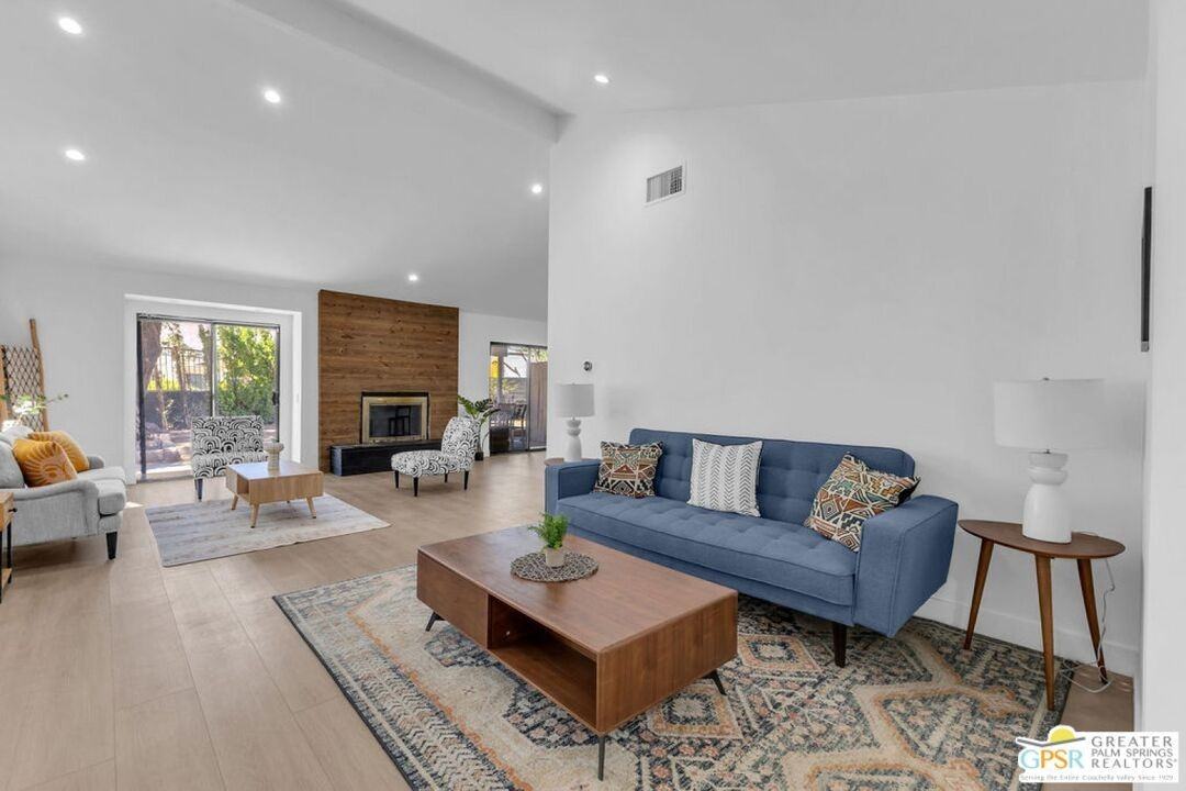 1166 E El Cid - Photo 3 of 25