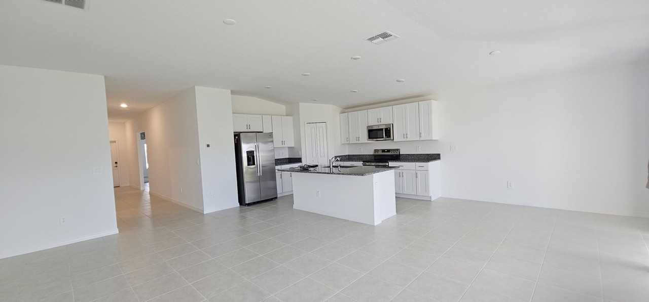 4384 Fabulous Finch Ln - Photo 5 of 27