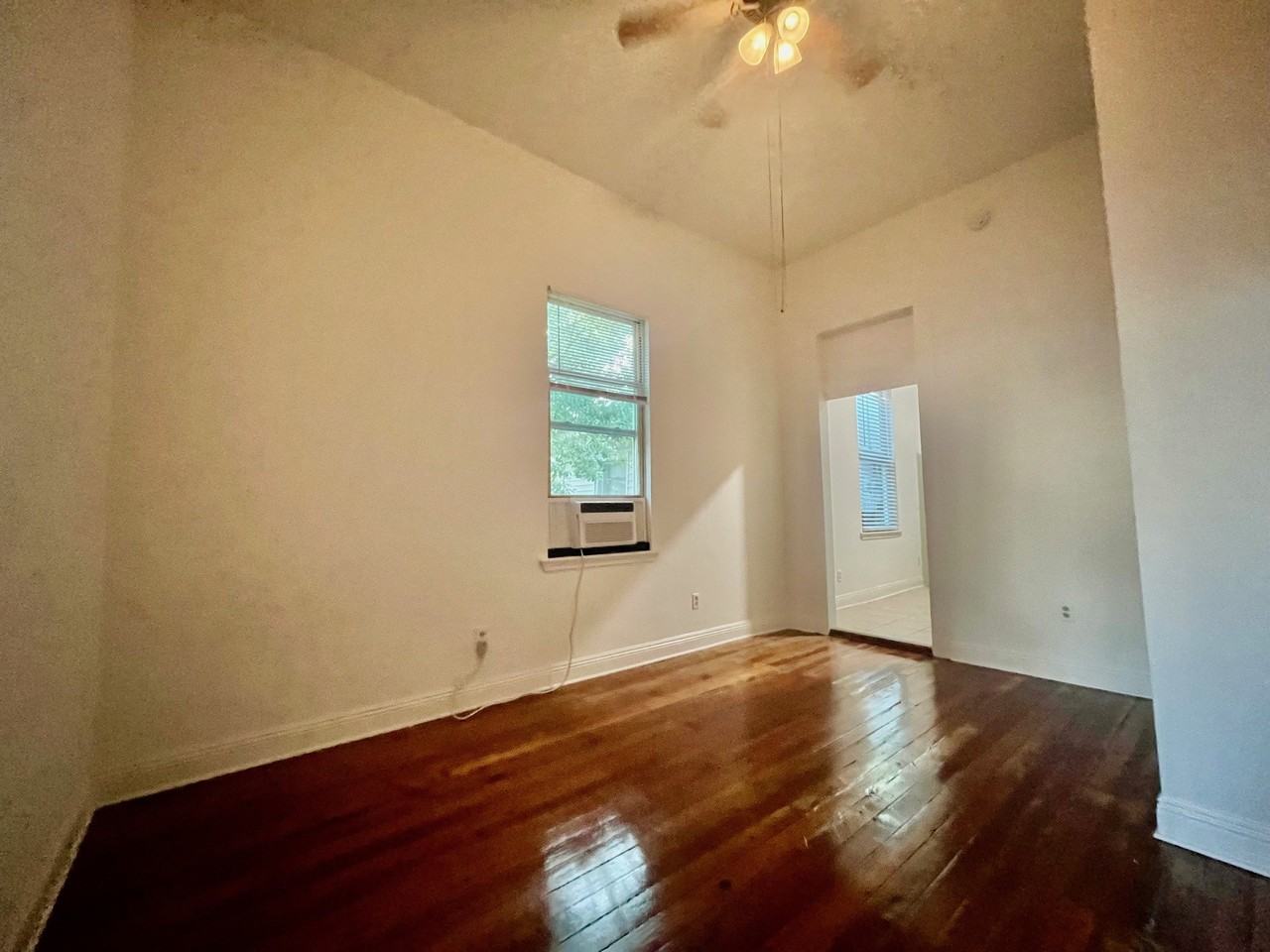 4727 S Liberty St #1 - Photo 6 of 14