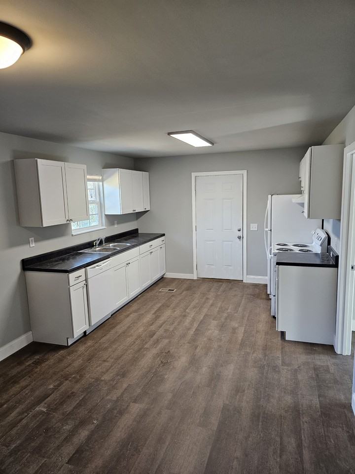 115 Dylan Ln #NA - Photo 2 of 6