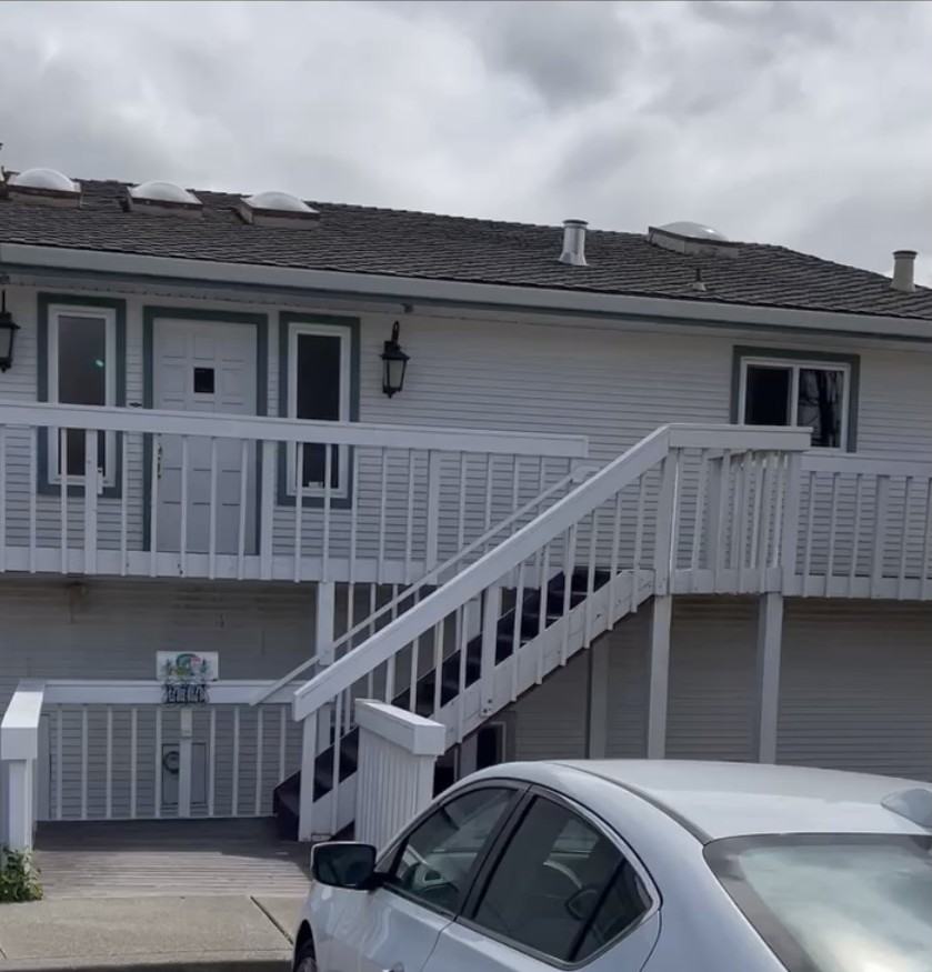 474 Vista Ct #A - Photo 2 of 18
