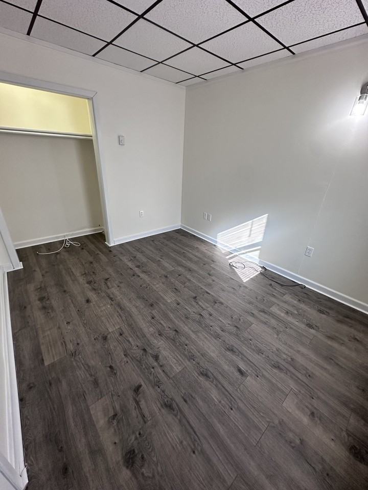 240 River St #A - Photo 2 of 13