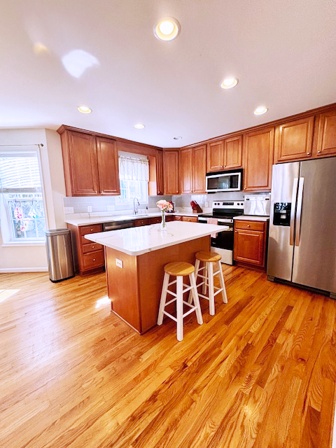 364 Jefferson Dr #NA - Photo 2 of 33