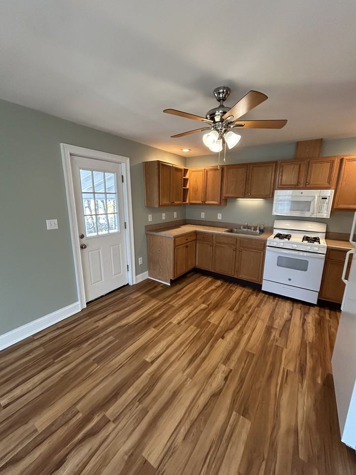 179 South St #3 - Photo 2 of 8