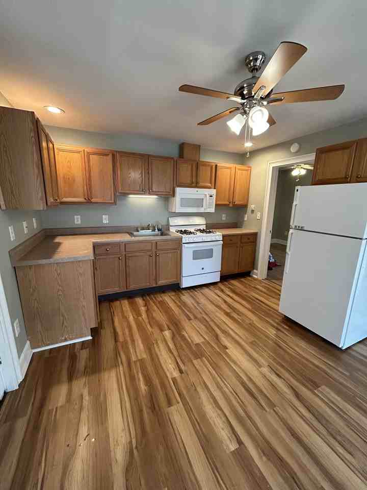 179 South St #3 - Photo 3 of 8